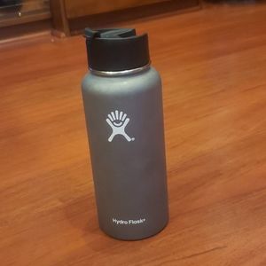 Gray hydroflask